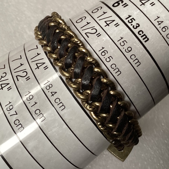 Vintage Fossil Toggle Black Leather/Gold-tone Bracelet - Picture 3 of 10